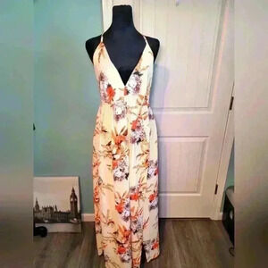 Simplee Halter top with tie at the neck dress size a large.